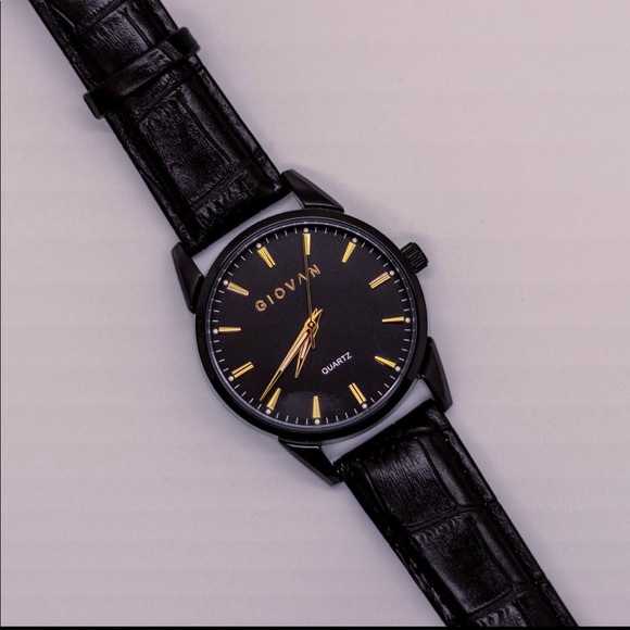 Giovan Men’s Watch Black and Gold